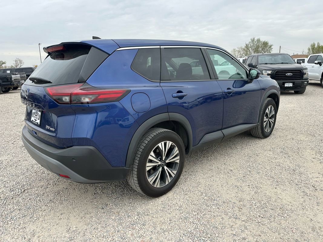 Used 2022 Nissan Rogue SV image 11