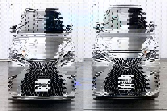 Used 2020 Lexus ES 350 350 Luxury image 3