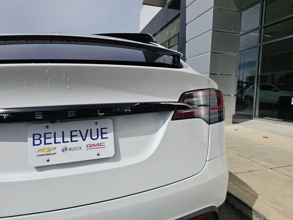 Used 2024 Tesla Model X AWD/4WD image 17