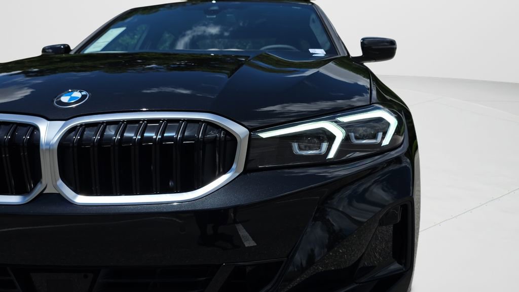 New 2026 BMW 330i Sedan w/ Premium Package RWD image 27