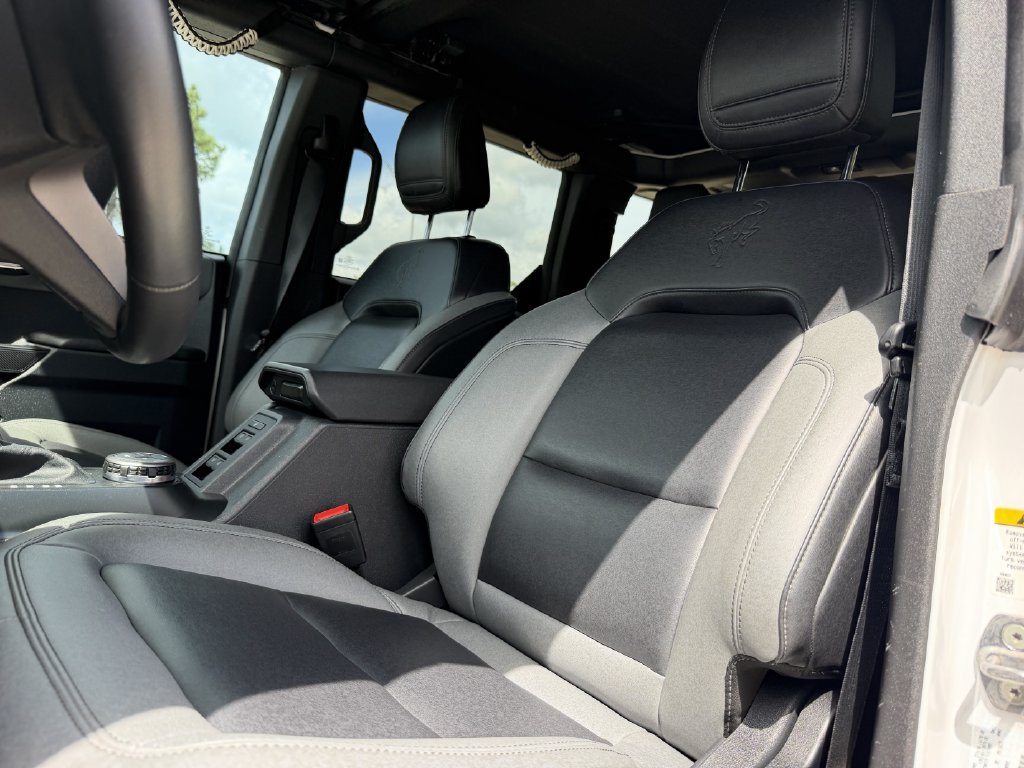 Used 2024 Ford Bronco Black Diamond AWD/4WD image 12