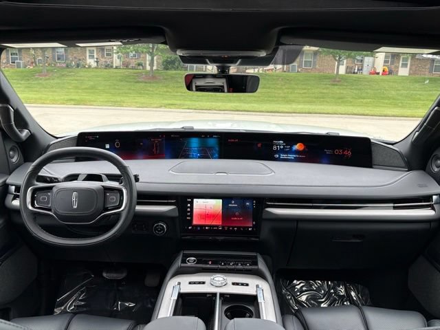 Used 2026 Lincoln Navigator Reserve w/ Jet Appearance Package AWD/4WD image 29