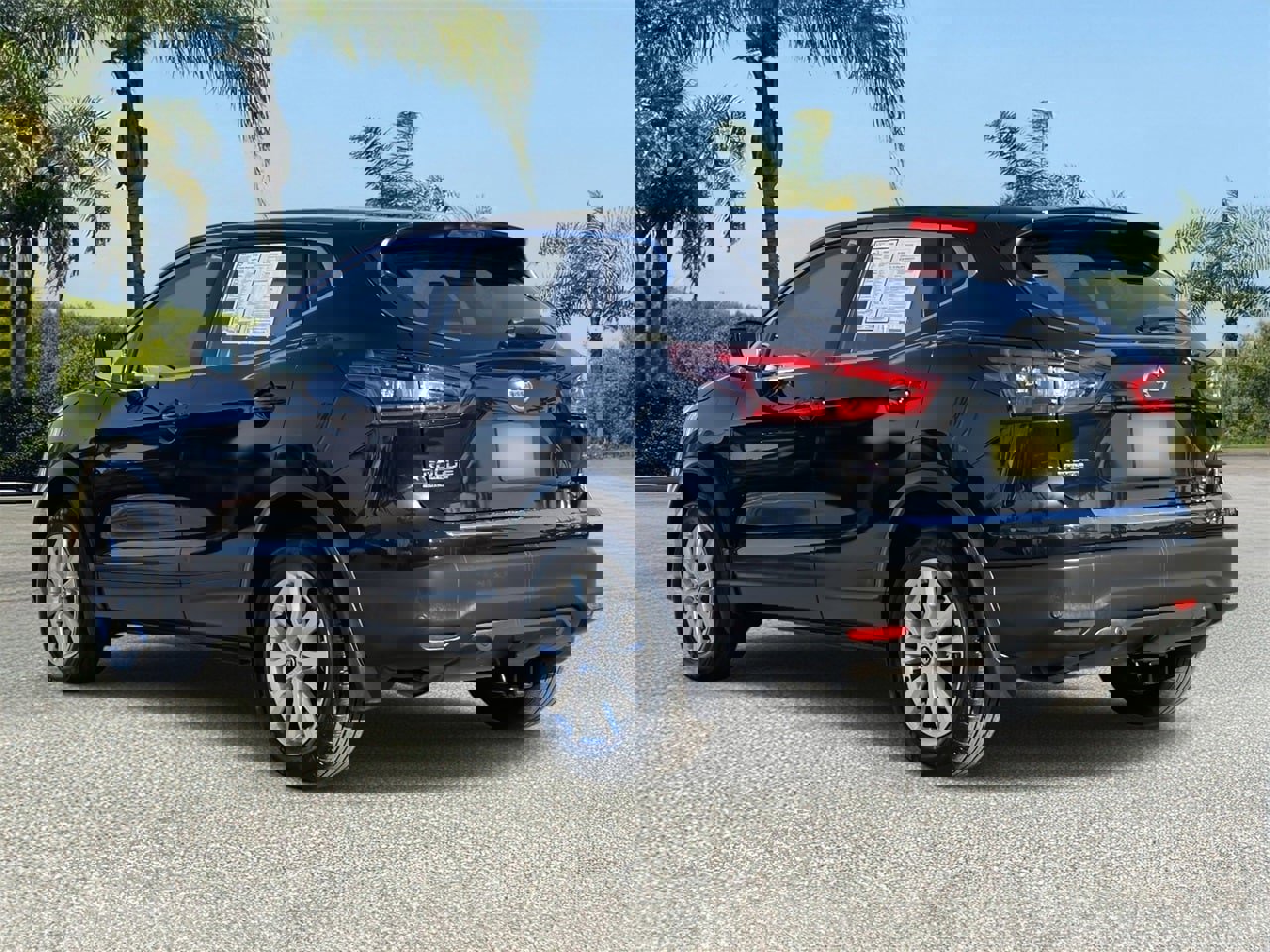 Certified 2021 Nissan Rogue Sport S image 2