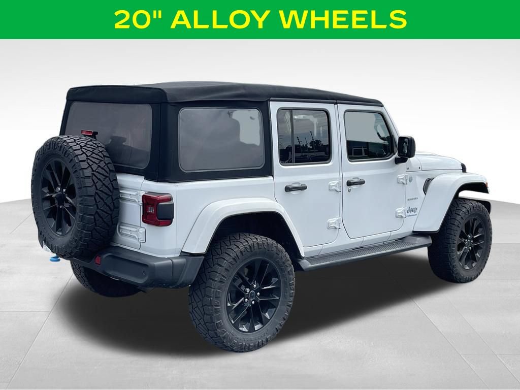 Used 2024 Jeep Wrangler Unlimited Sahara w/ Technology Group AWD/4WD image 9