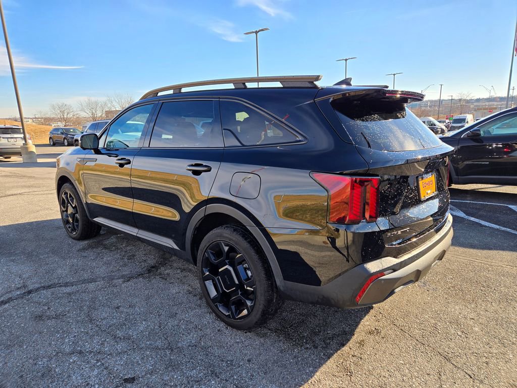 Used 2025 Kia Sorento SX Prestige w/ Olive Brown Leather Package image 6
