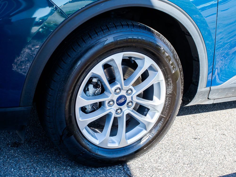 Used 2020 Ford Escape SE image 5