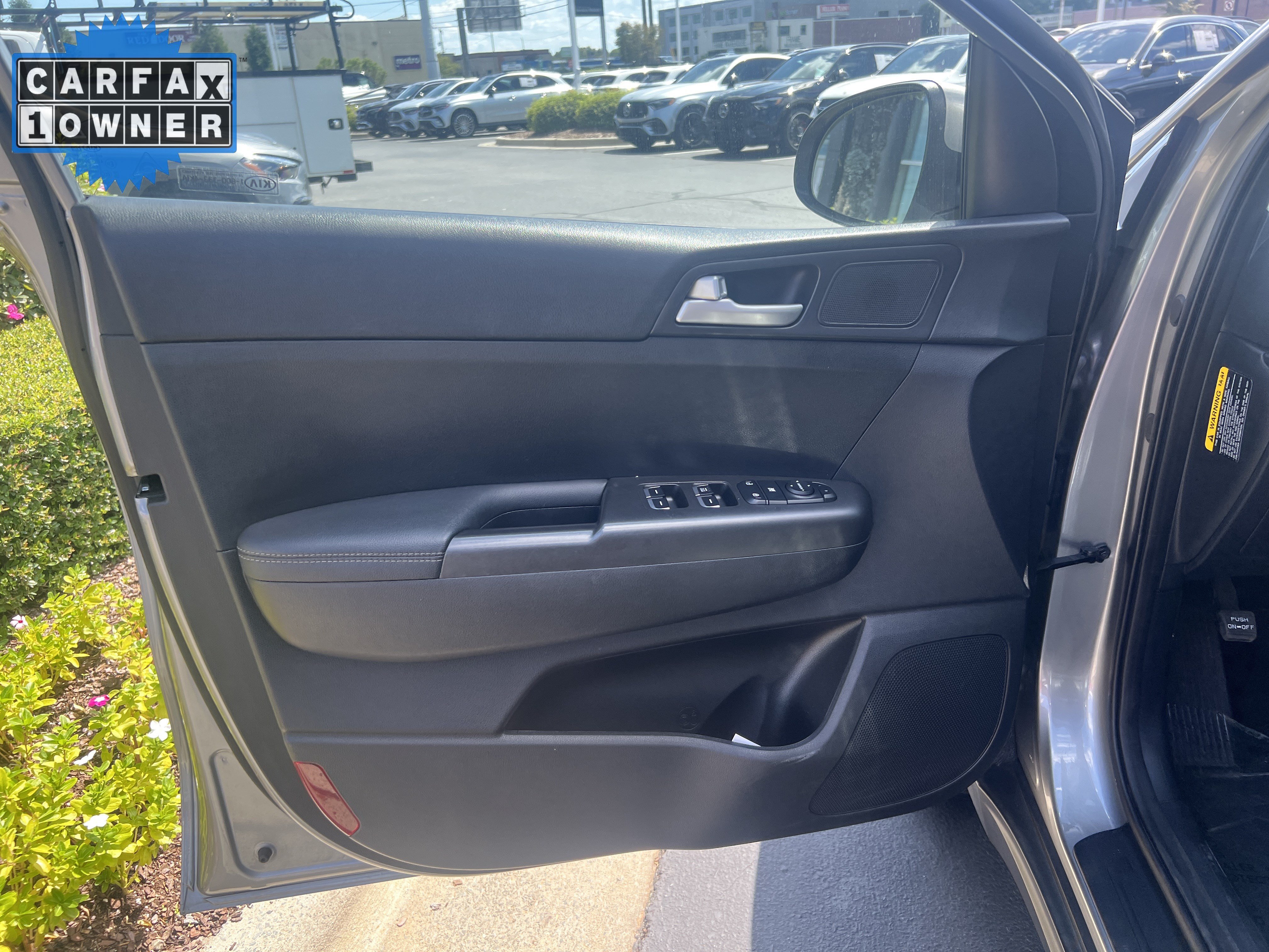 Used 2022 Kia Sportage LX FWD image 13
