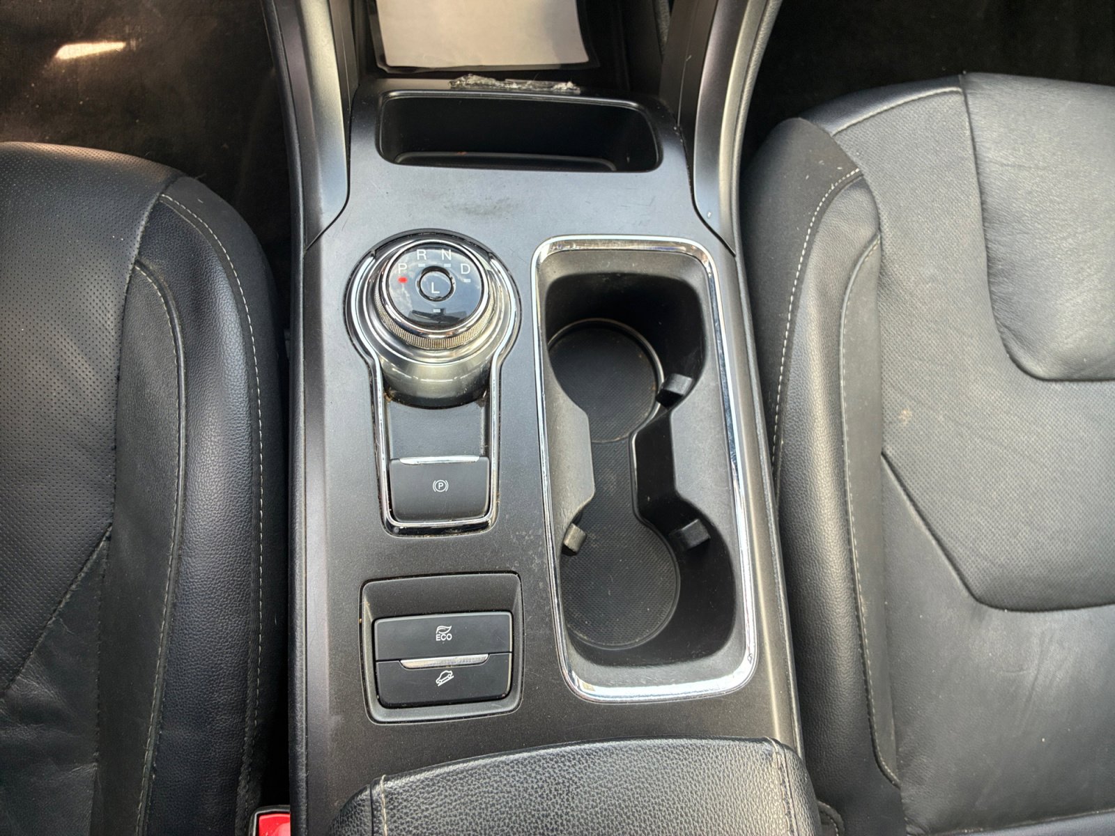 Used 2018 Ford Fusion Titanium image 24