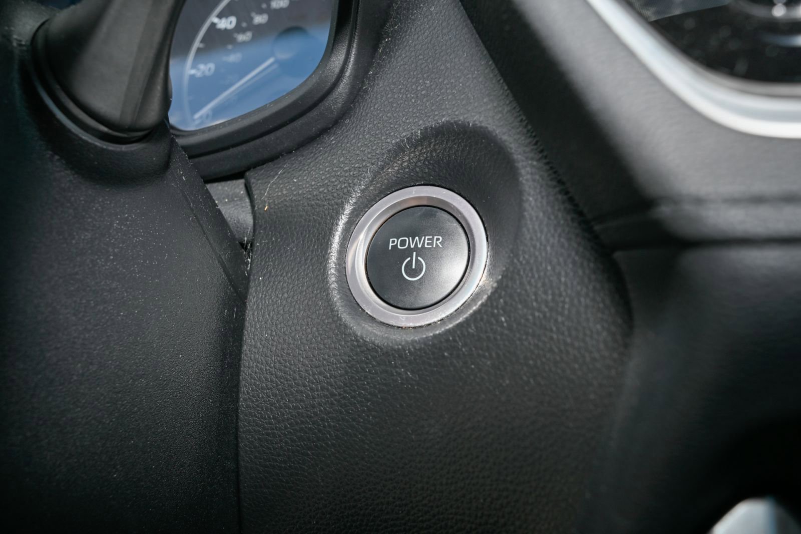 Used 2023 Toyota Corolla Cross AWD Hybrid image 28