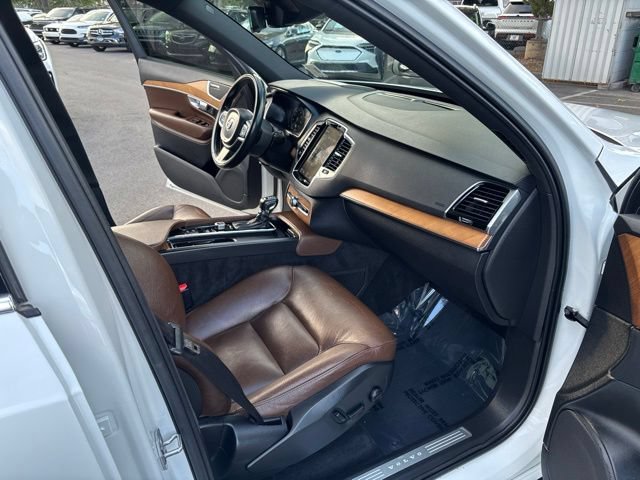 Used 2021 Volvo XC90 T6 Momentum w/ Advanced Package AWD/4WD image 37