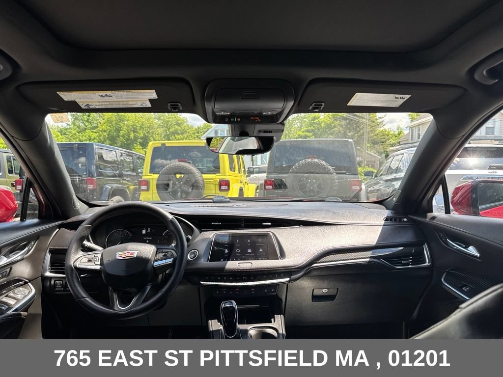 Used 2022 Cadillac XT4 Sport AWD/4WD image 23