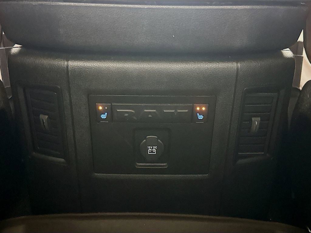 Used 2018 RAM 2500 Longhorn w/ Cold Weather Group AWD/4WD image 24