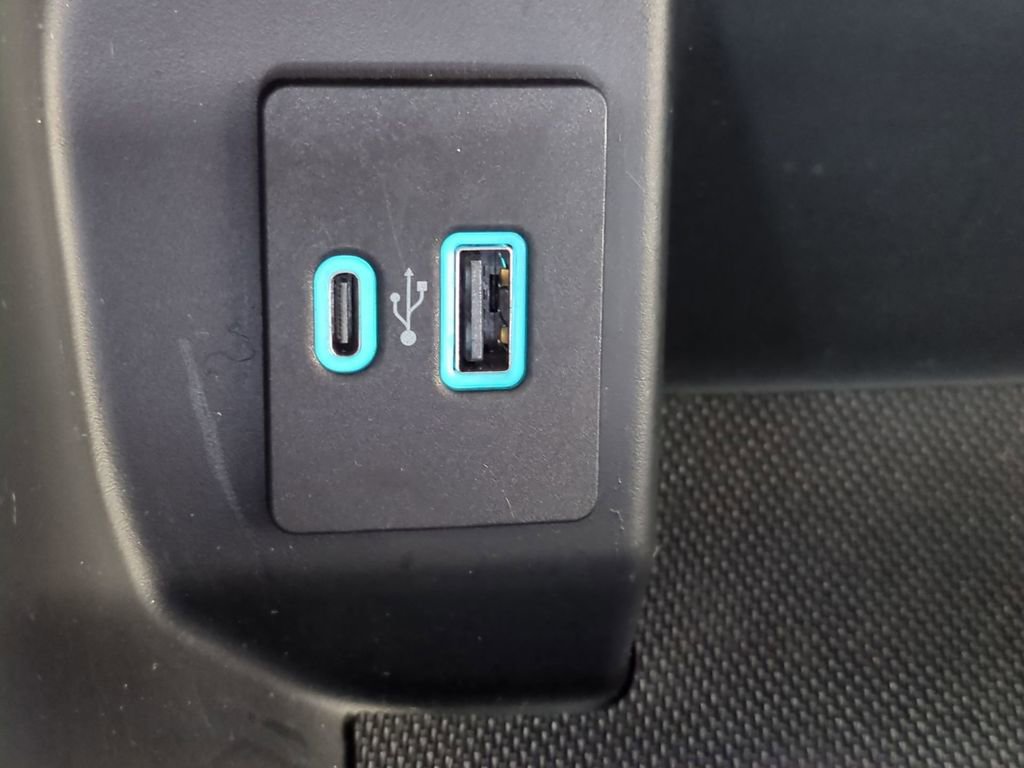 Used 2024 Ford F150 XLT w/ Mobile Office Package image 26