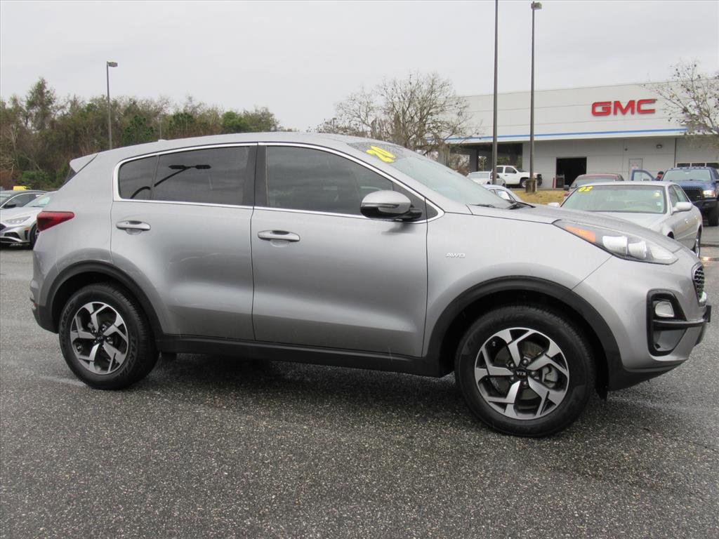 Used 2020 Kia Sportage LX w/ LX Popular Package image 2