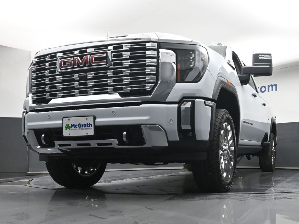 New 2026 GMC Sierra 2500 Denali w/ Technology Package AWD/4WD image 7