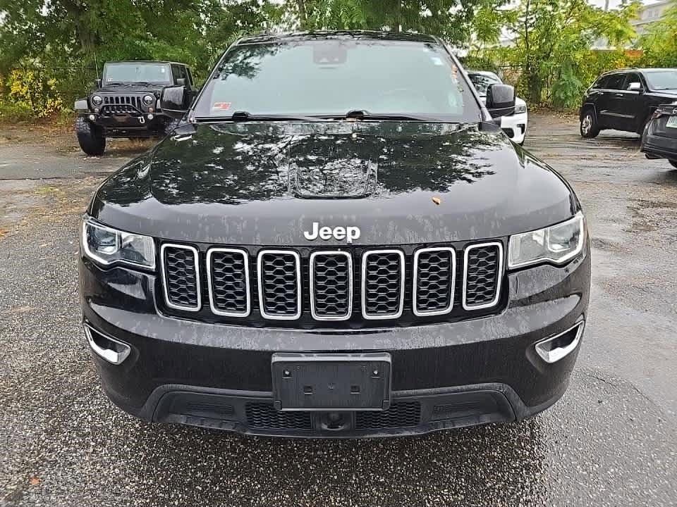 Used 2021 Jeep Grand Cherokee Laredo video 2