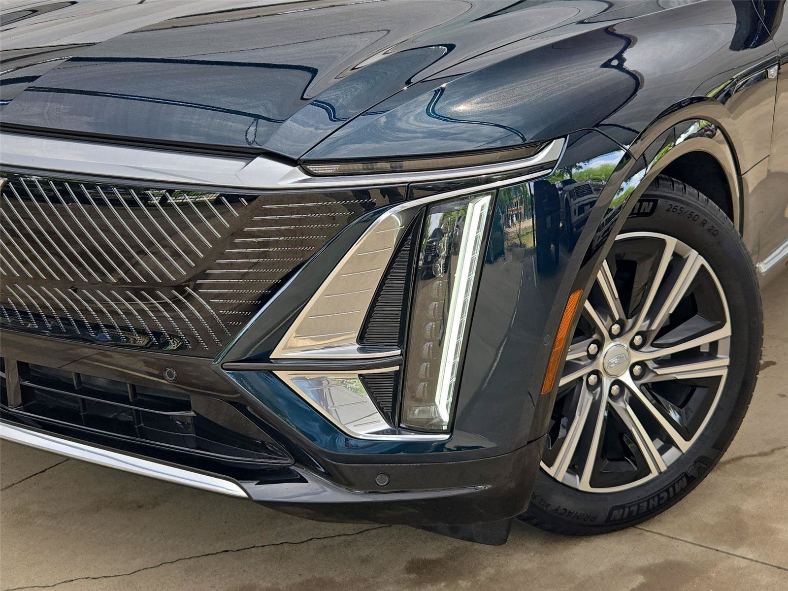 Certified 2024 Cadillac Lyriq Luxury w/ LPO, Floor Liner Package RWD image 7