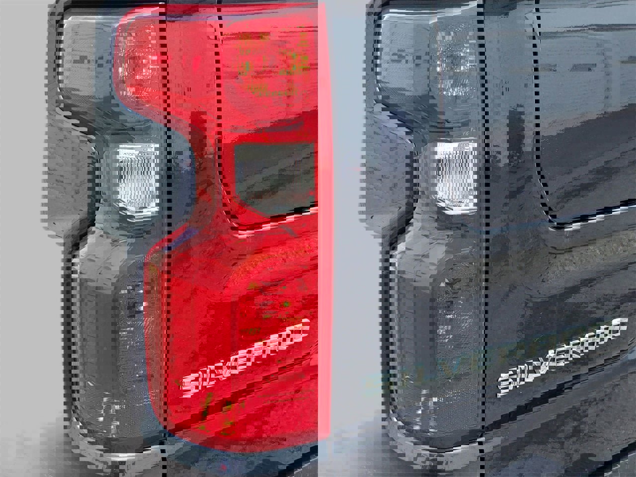 Certified 2022 Chevrolet Silverado 1500 Custom image 36