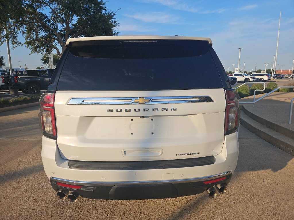 Used 2021 Chevrolet Suburban Premier AWD/4WD image 6