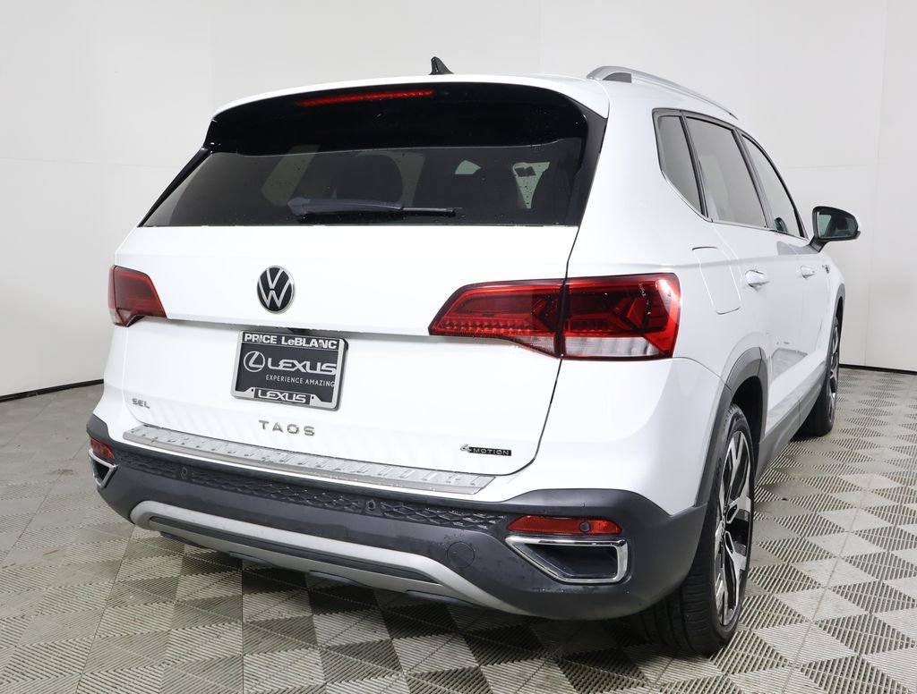 Used 2022 Volkswagen Taos SEL w/ Panoramic Sunroof Package image 5