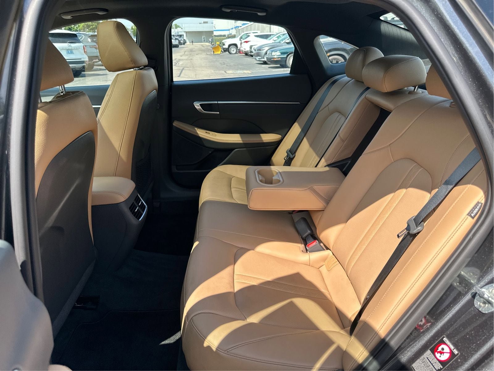 Used 2022 Hyundai Sonata Limited FWD image 10