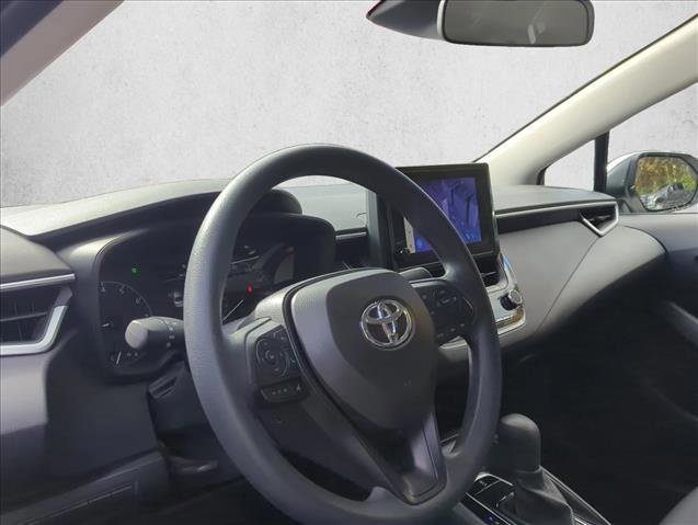 Used 2024 Toyota Corolla LE image 10