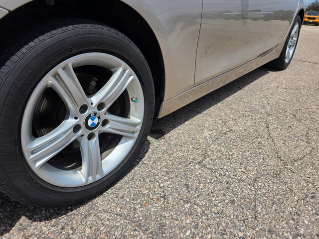Used 2015 BMW 320i xDrive Sedan AWD/4WD image 34