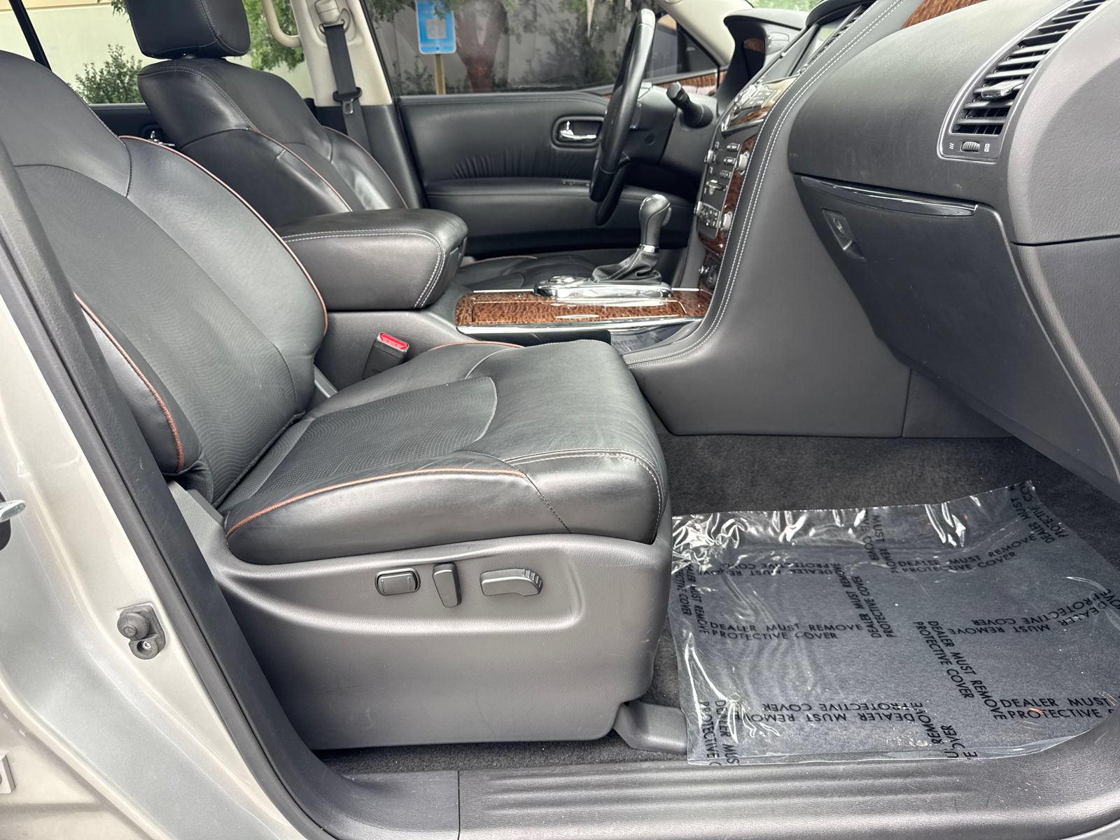 Used 2019 Nissan Armada Platinum w/ Captain's Chairs Package RWD image 13