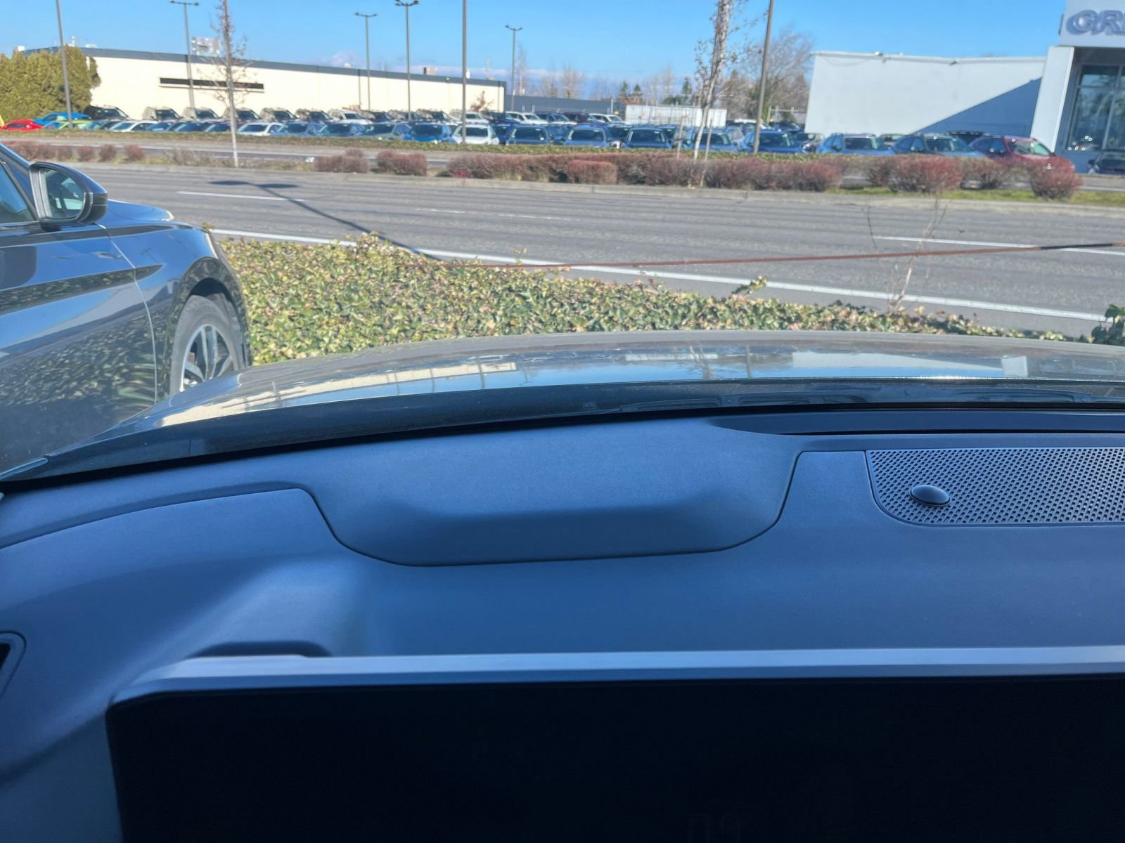 Used 2025 Kia K4 LXS image 33
