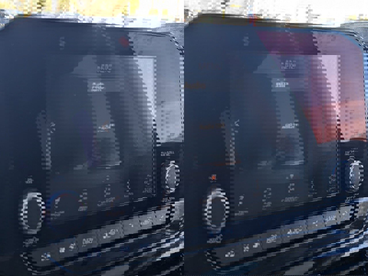 Certified 2024 Nissan Pathfinder SV image 23