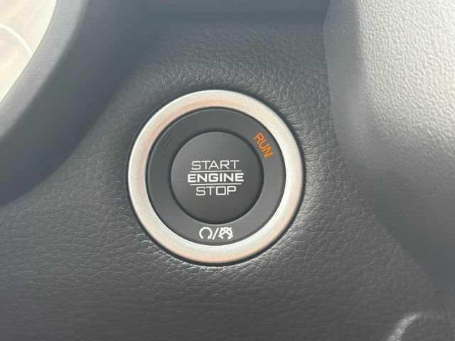 New 2026 RAM 1500 Laramie AWD/4WD image 21