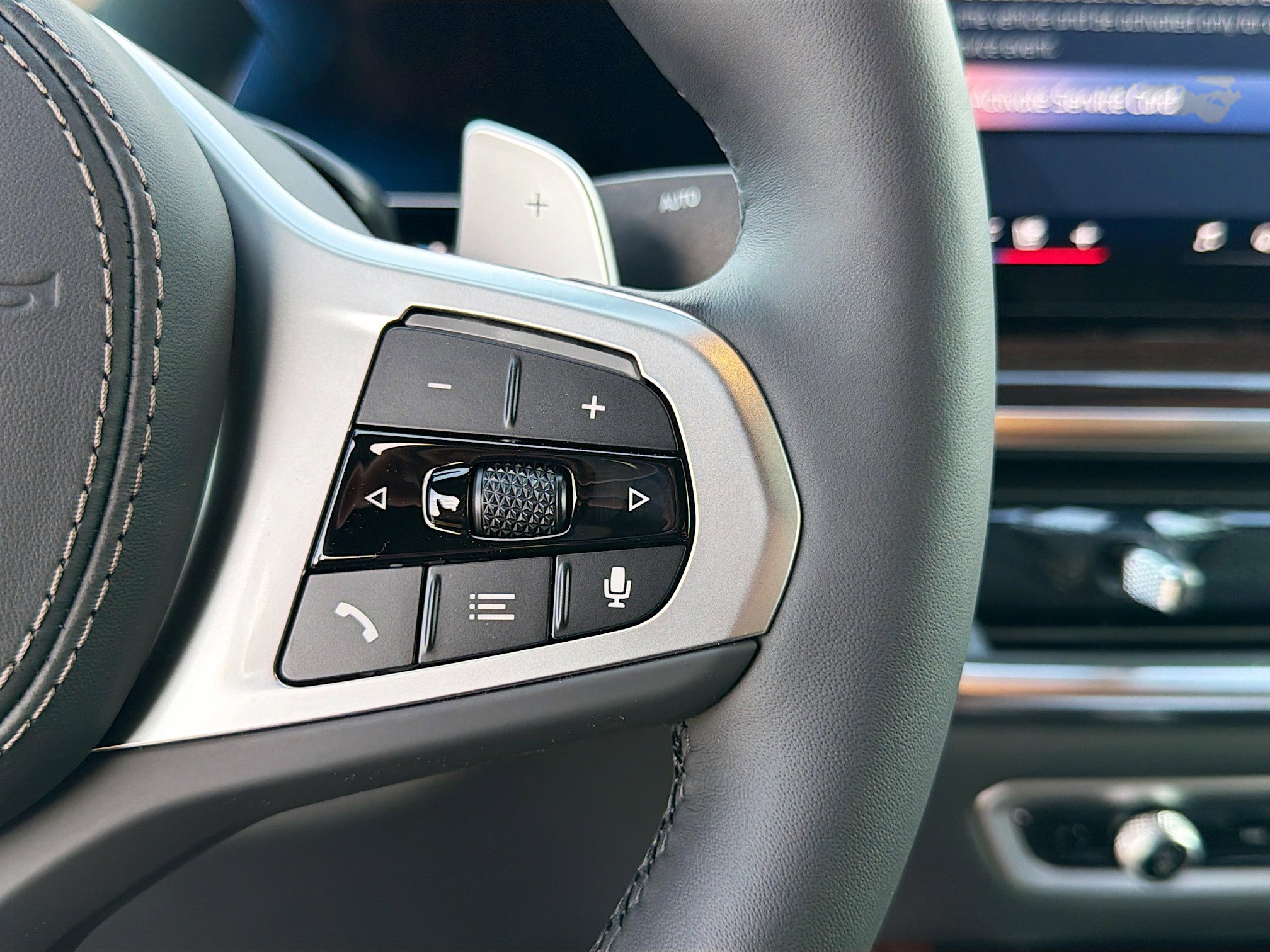 New 2026 BMW X6 xDrive40i image 40