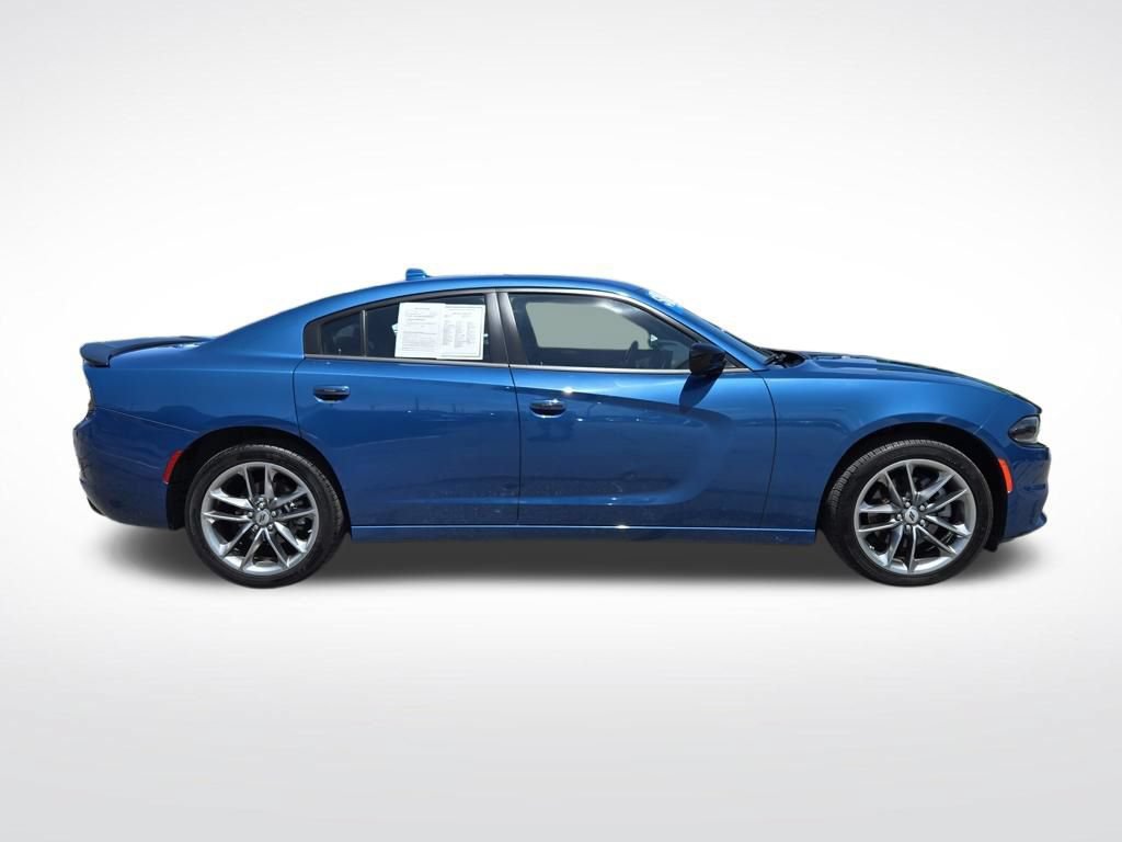 Used 2023 Dodge Charger SXT w/ Blacktop Package AWD/4WD image 2