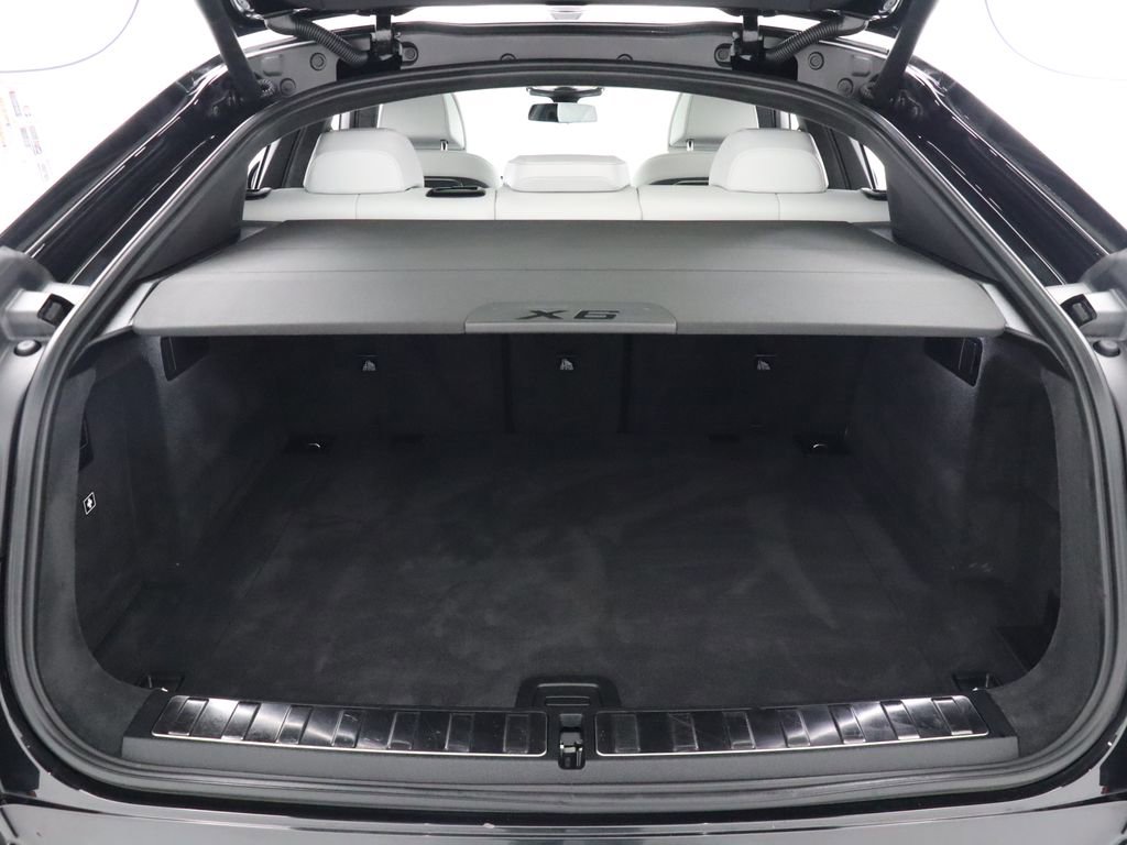 Used 2026 BMW X6 M60i image 49