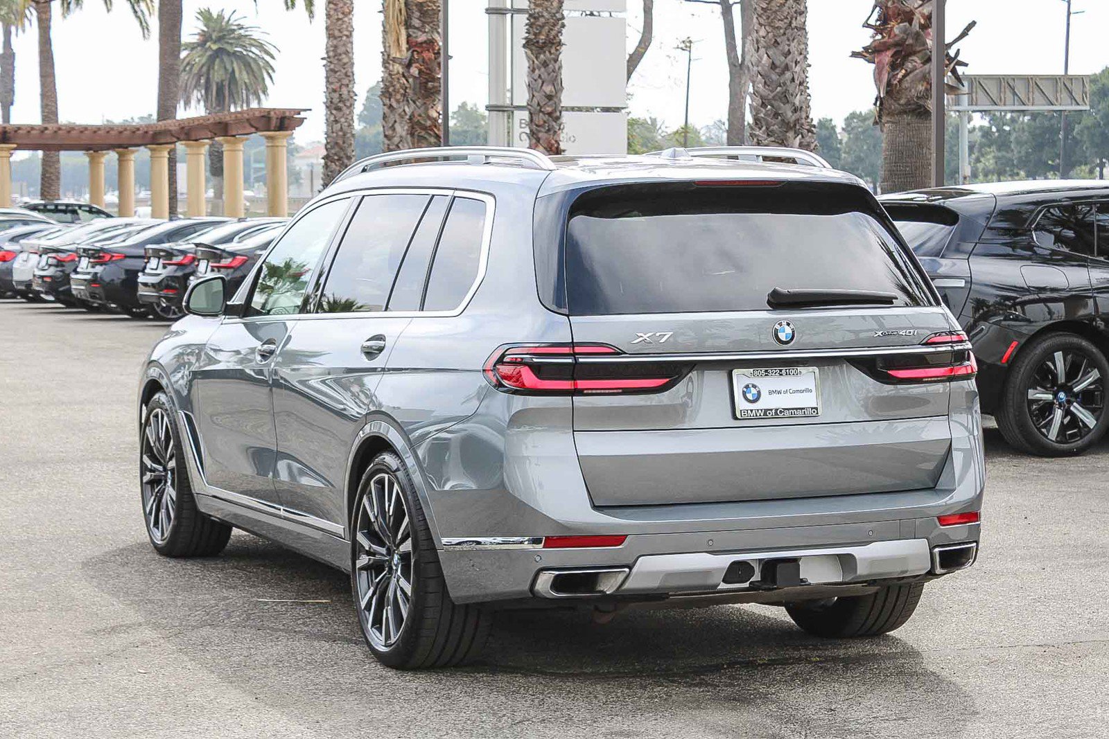 Used 2023 BMW X7 xDrive40i w/ Premium Package image 4