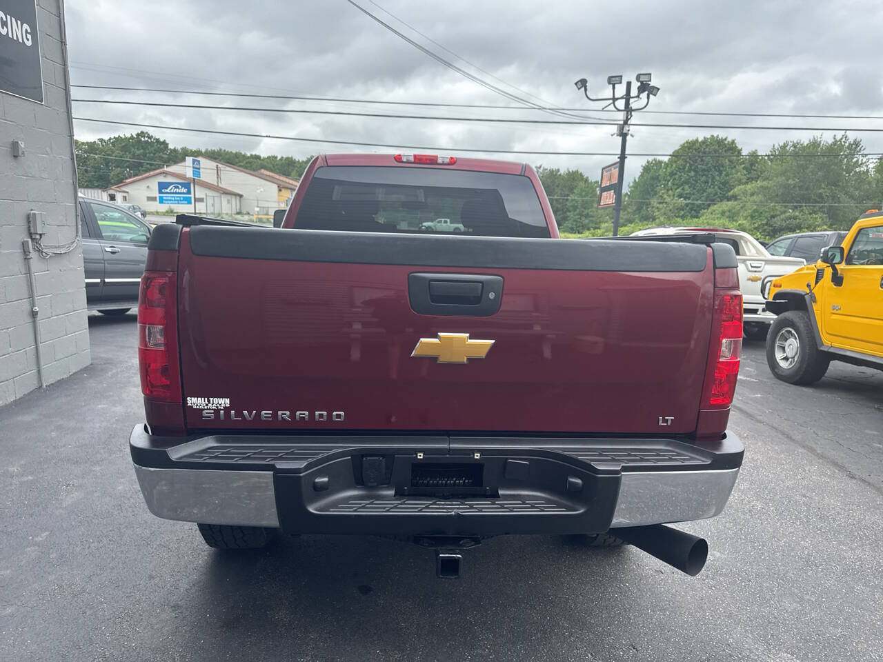 Used 2014 Chevrolet Silverado 2500 LT w/ Custom Sport Truck Package AWD/4WD image 8