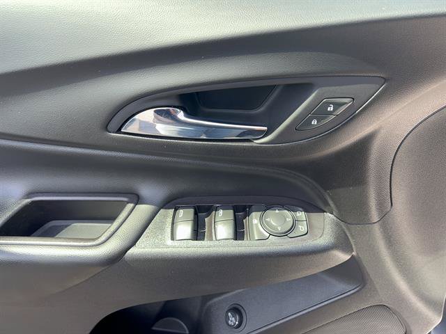 Used 2022 Chevrolet Equinox LT FWD image 10