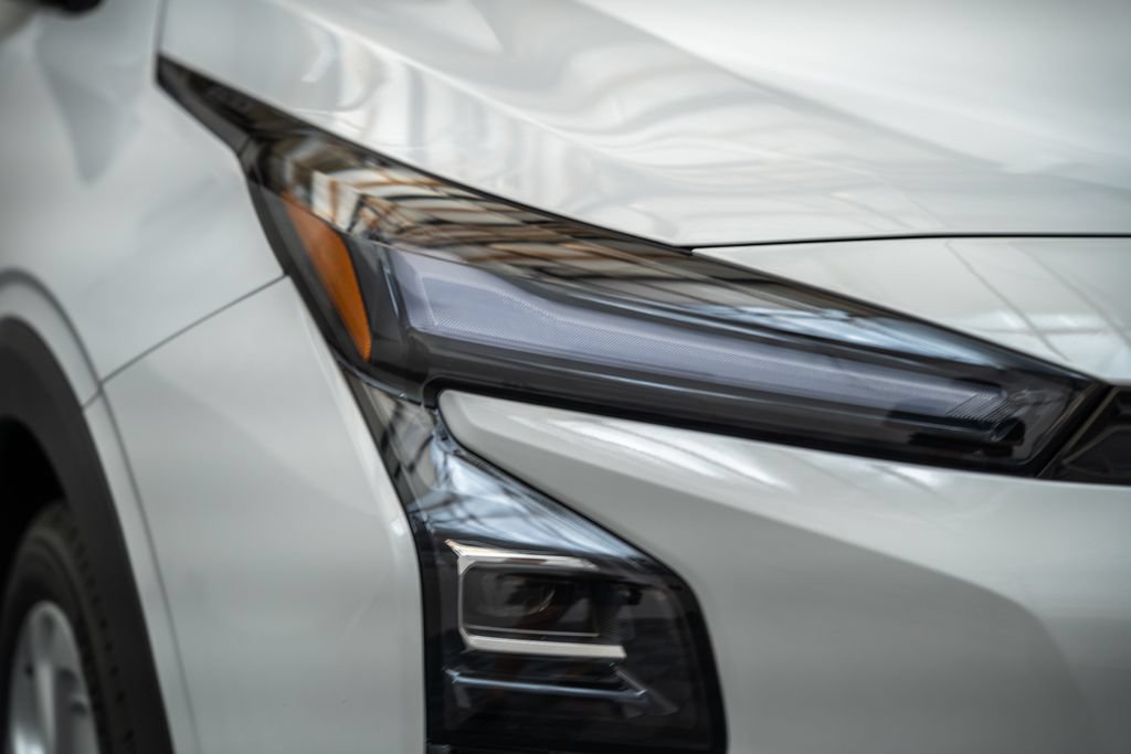 New 2027 Chevrolet Bolt LT w/ LPO, All-Weather Package FWD image 11