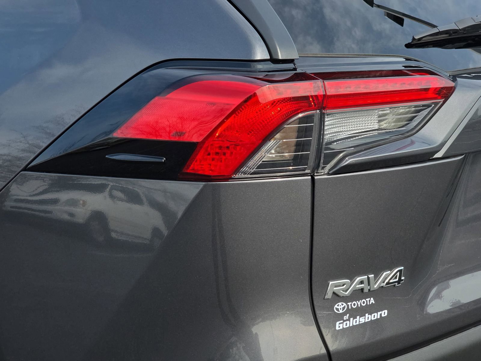 Used 2024 Toyota RAV4 XLE w/ Convenience Package image 34