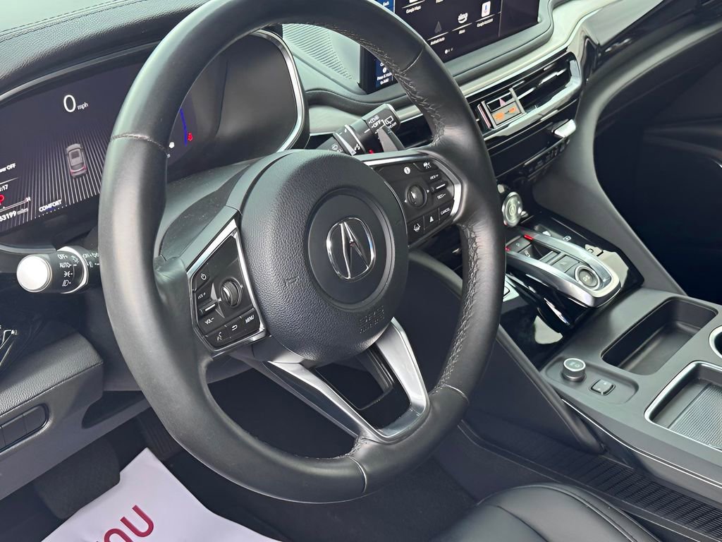 Used 2025 Acura MDX FWD image 13