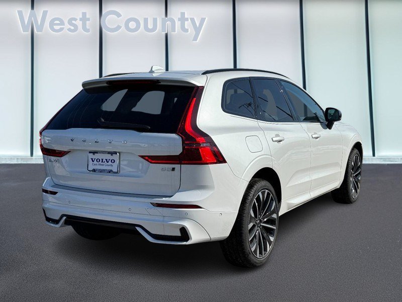 New 2026 Volvo XC60 B5 Ultra w/ Climate Package AWD/4WD image 3