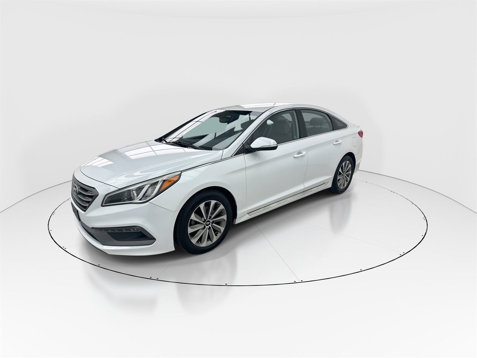 Used 2017 Hyundai Sonata Sport image 4