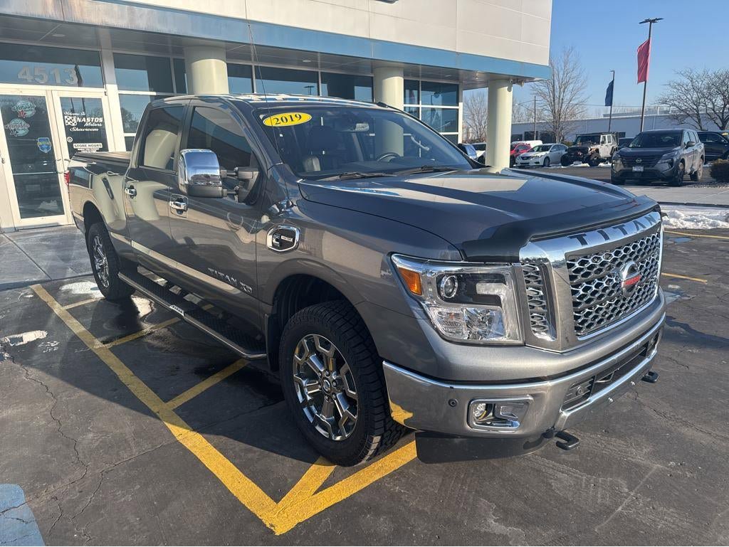 Used 2019 Nissan Titan SL w/ Chrome Package image 1