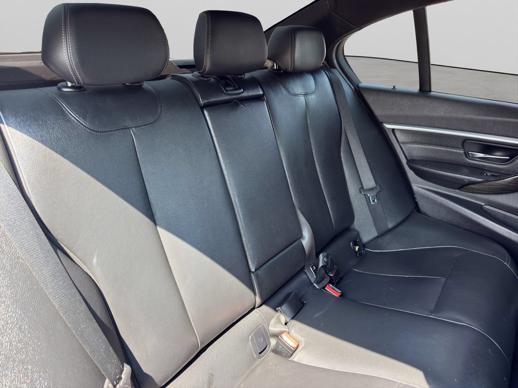 Used 2016 BMW 328i xDrive Sedan AWD/4WD image 21