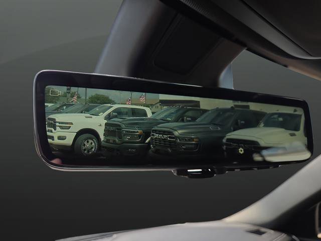 New 2025 Jeep Grand Cherokee Limited w/ Luxury Tech Group II image 31