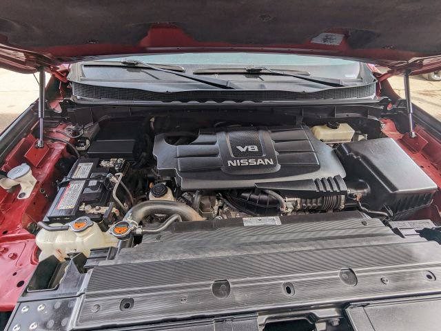 Used 2017 Nissan Titan S AWD/4WD image 11