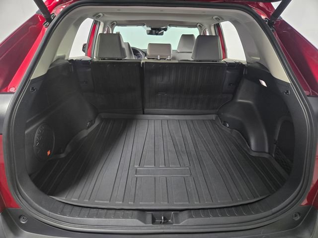 Used 2022 Toyota RAV4 Limited AWD/4WD image 28