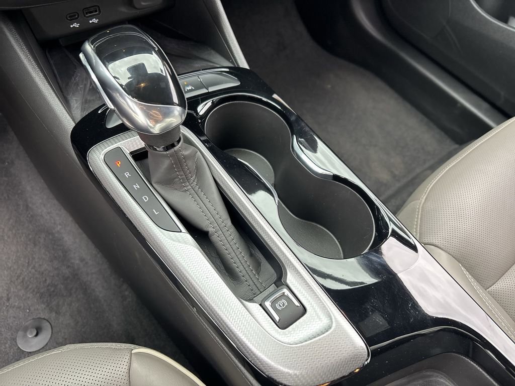 Used 2025 Buick Envista Avenir image 16