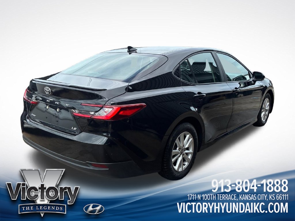 Used 2025 Toyota Camry LE w/ Convenience Package FWD image 5