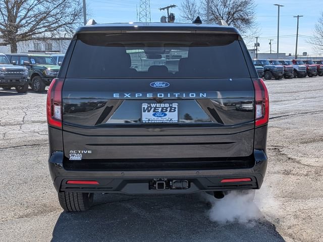 New 2026 Ford Expedition Active image 5